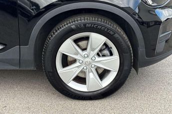 Volvo XC40 2.0 B3P Core 5dr Auto