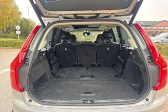 Volvo XC90 2.0 B5P [250] Plus Dark 5dr AWD Geartronic