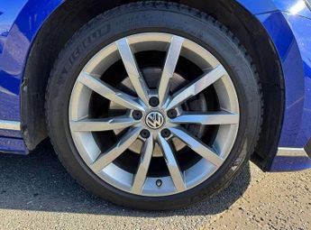 Volkswagen Passat Estate 2.0 TDI SCR 190 R-Line 5dr DSG