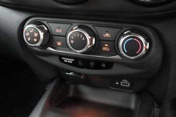 Nissan Juke 1.0 DiG-T 114 Acenta 5dr DCT