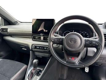 Toyota Yaris 1.5 Hybrid 130 GR Sport 5dr CVT