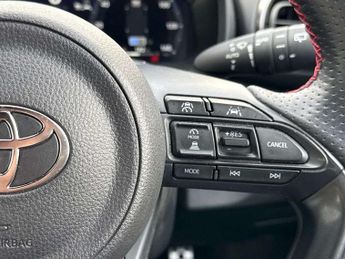 Toyota Yaris 1.5 Hybrid 130 GR Sport 5dr CVT