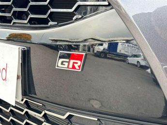 Toyota Yaris 1.5 Hybrid 130 GR Sport 5dr CVT