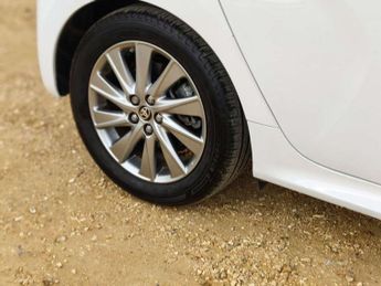 Toyota Yaris 1.5 Hybrid Icon 5dr CVT