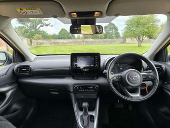 Toyota Yaris 1.5 Hybrid Icon 5dr CVT