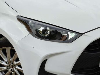 Toyota Yaris 1.5 Hybrid Icon 5dr CVT