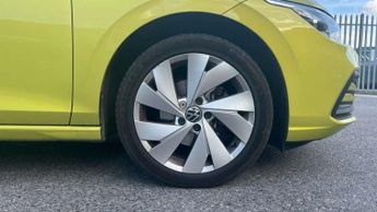 Volkswagen Golf 1.5 eTSI 150 Style 5dr DSG
