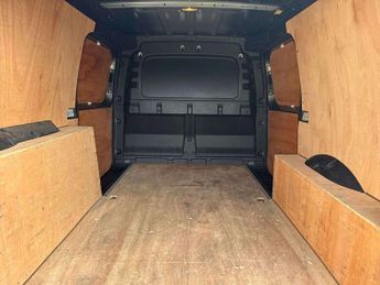 Volkswagen Caddy Maxi 2.0 TDI 122PS Commerce Pro Van DSG