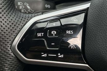 Volkswagen Golf GTE 1.4 TSI GTE 5dr DSG