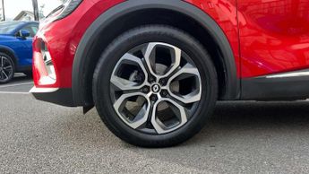 Renault Captur 1.3 TCE 140 SE Edition 5dr EDC