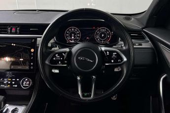 Jaguar F-Pace 2.0 P250 R-Dynamic SE 5dr Auto AWD