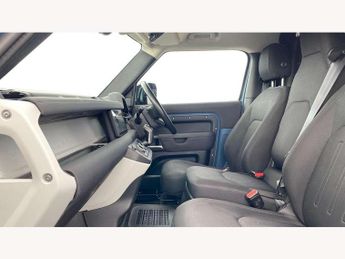 Land Rover Defender 3.0 D200 Hard Top Auto [3 Seat]
