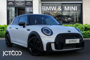 MINI Hatch 1.5 Cooper Sport 5dr Auto [Comfort/Nav Pack]