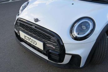 MINI Hatchback 5dr 1.5 Cooper Sport 5dr Auto [Comfort/Nav Pack]