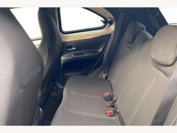 Toyota Aygo X 1.0 VVT-i Edge 5dr Auto