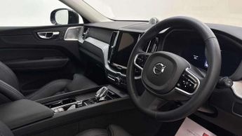 Volvo XC60 2.0 B5P Ultra Dark 5dr AWD Geartronic