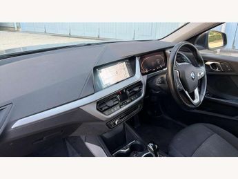BMW 1 Series 118i [136] SE 5dr Step Auto [Live Cockpit Pro]