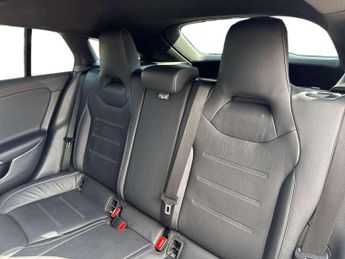 Mercedes-Benz CLA Shooting Brake CLA 200 AMG Line 5dr Tip Auto