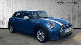 MINI Hatch 1.5 Cooper Classic 5dr Auto [Comfort/Nav Pack]