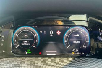 Volkswagen Golf 1.5 eTSI 150 R-Line 5dr DSG