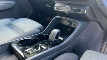 Volvo XC40 Recharge 1.5 T4 Recharge PHEV Plus Dark 5dr Auto