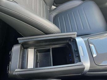 Mercedes-Benz GLC GLC 300 4Matic AMG Line Premium 5dr 9G-Tronic