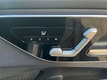 Mercedes-Benz GLC GLC 300 4Matic AMG Line Premium 5dr 9G-Tronic