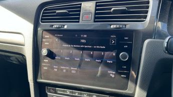 Volkswagen e-Golf 99kW e-Golf 35kWh 5dr Auto