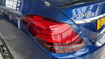 Mercedes-Benz C-Class C300e AMG Line Night Edition Premium 4dr 9G-Tronic
