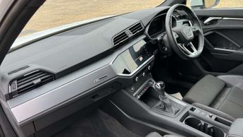 Audi Q3 35 TFSI S Line 5dr S Tronic