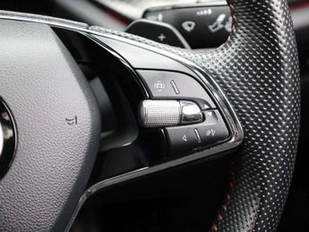 Skoda Octavia vRS 2.0 TDI 200 vRS 5dr DSG