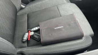 Nissan Qashqai 1.3 DiG-T MH 158 N-Connecta 5dr Xtronic