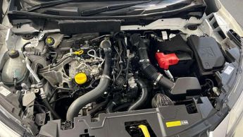 Nissan Juke 1.0 DiG-T N-Connecta 5dr DCT