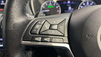 Nissan Juke 1.0 DiG-T N-Connecta 5dr DCT