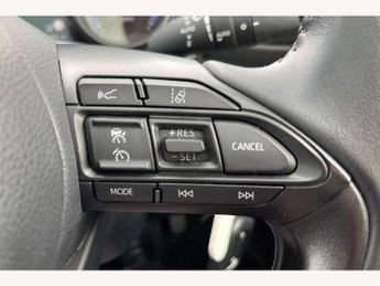 Toyota Yaris 1.5 Hybrid Design 5dr CVT