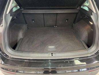 Volkswagen Tiguan 2.0 TDi 150 SE Nav 5dr DSG