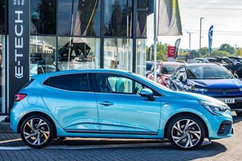 Renault Clio 1.6 E-TECH Hybrid 140 RS Line 5dr Auto
