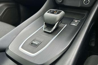 Nissan Qashqai 1.3 DiG-T MH 158 N-Connecta 5dr Xtronic