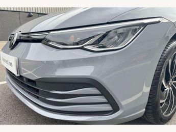 Volkswagen Golf 1.5 eTSI 150 Life 5dr DSG
