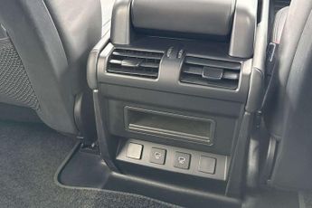 Land Rover Defender 3.0 D300 X-Dynamic HSE 90 3dr Auto