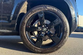 Land Rover Defender 3.0 D300 X-Dynamic HSE 90 3dr Auto