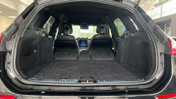 Mercedes-Benz C-Class C220d AMG Line Premium Plus 5dr 9G-Tronic