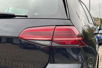 Volkswagen Golf 2.0 TDI 184 GTD 5dr DSG
