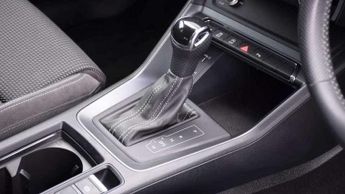 Audi Q3 35 TFSI S Line 5dr S Tronic