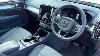 Volvo XC40 2.0 B3P Core 5dr Auto