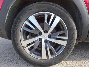 Peugeot 3008 1.2 PureTech Allure Premium+ 5dr EAT8