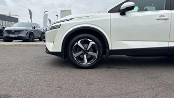 Nissan Qashqai 1.3 DiG-T MH 158 Premiere Edition 5dr Xtronic