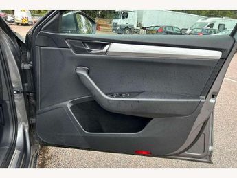 Skoda Superb 2.0 TDI CR SE 5dr DSG