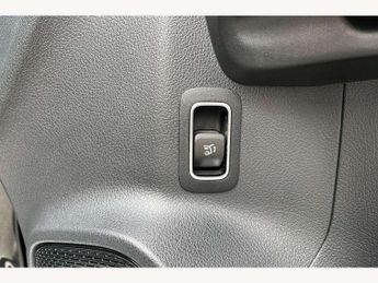 Mercedes-Benz B-Class B200 AMG Line Premium 5dr Auto