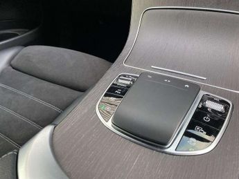 Mercedes-Benz GLC GLC 220d 4Matic AMG Line 5dr 9G-Tronic